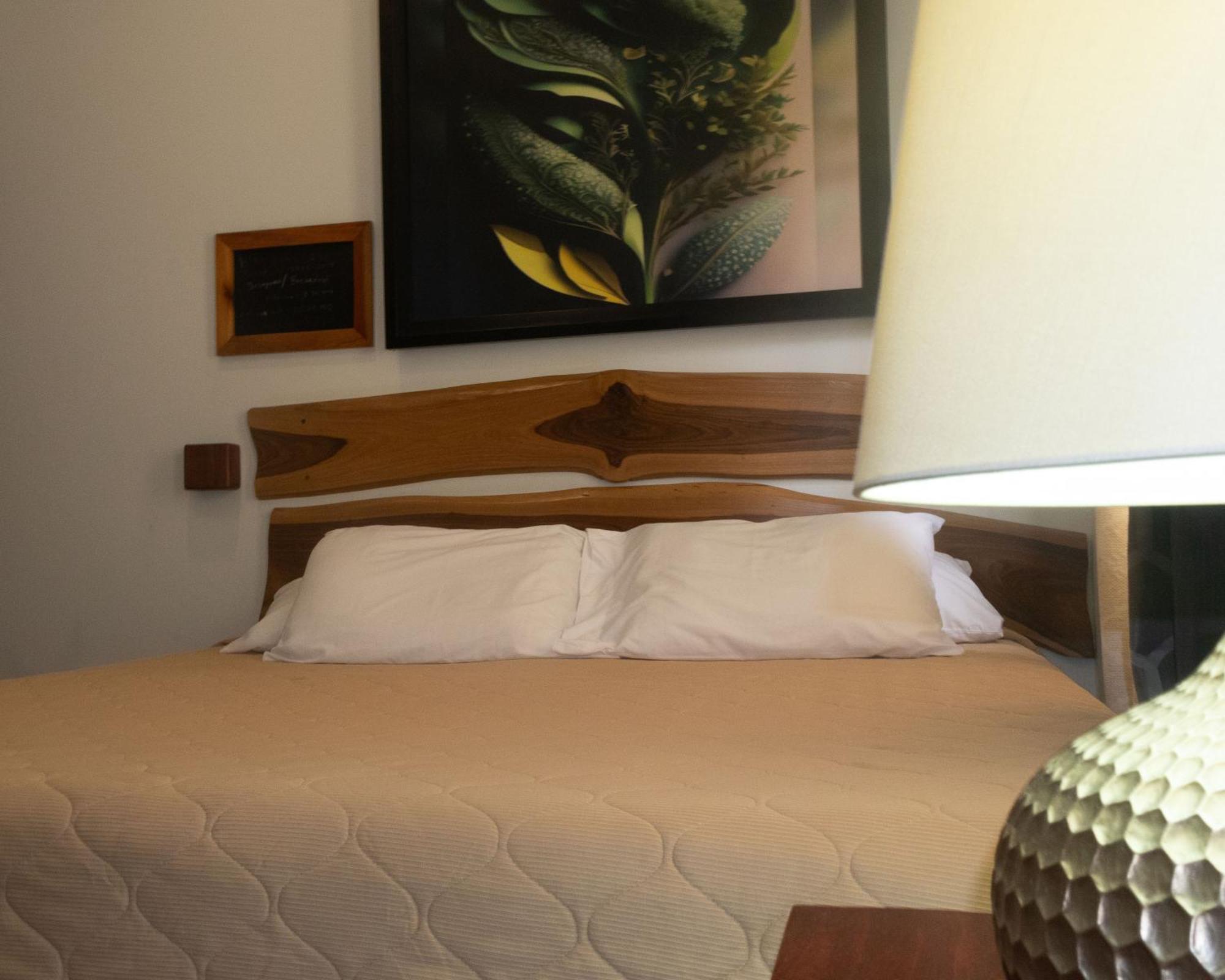 Hotel Leon Inn Extérieur photo